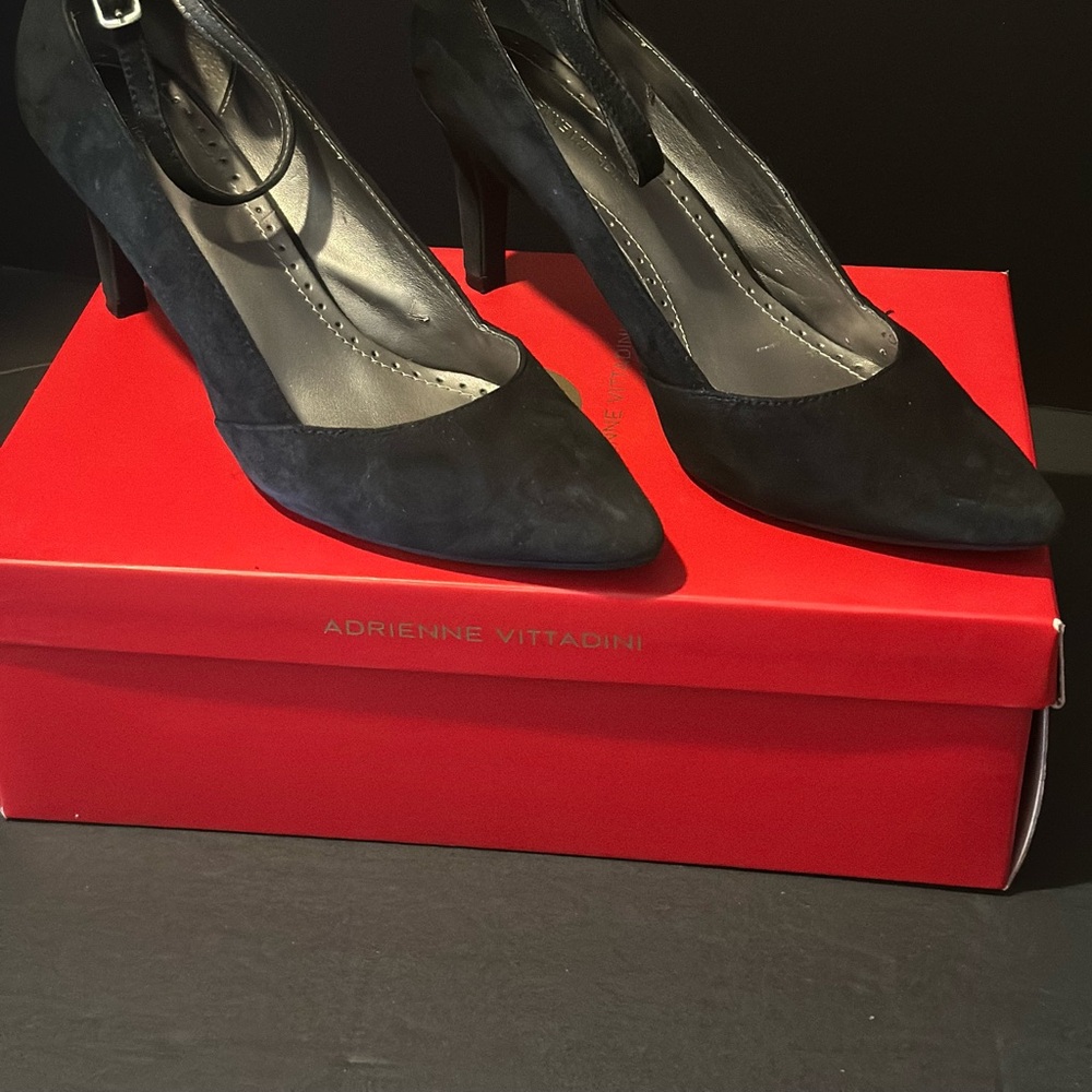 Adrienne Vittadini Suede Pumps